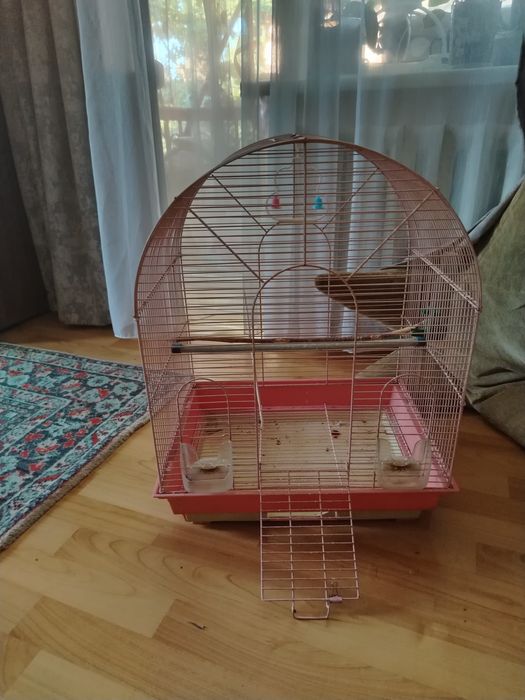 Продам клетку для птицы