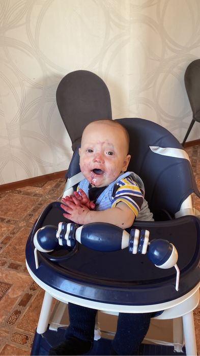 продам детский стульчик для кормления