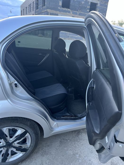 Продам Ravon R3