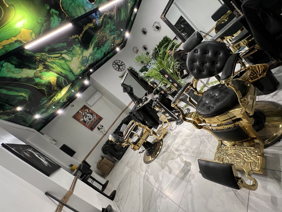 Salon Snoopy ultracental inchiriază posturi coafura/ frizerie