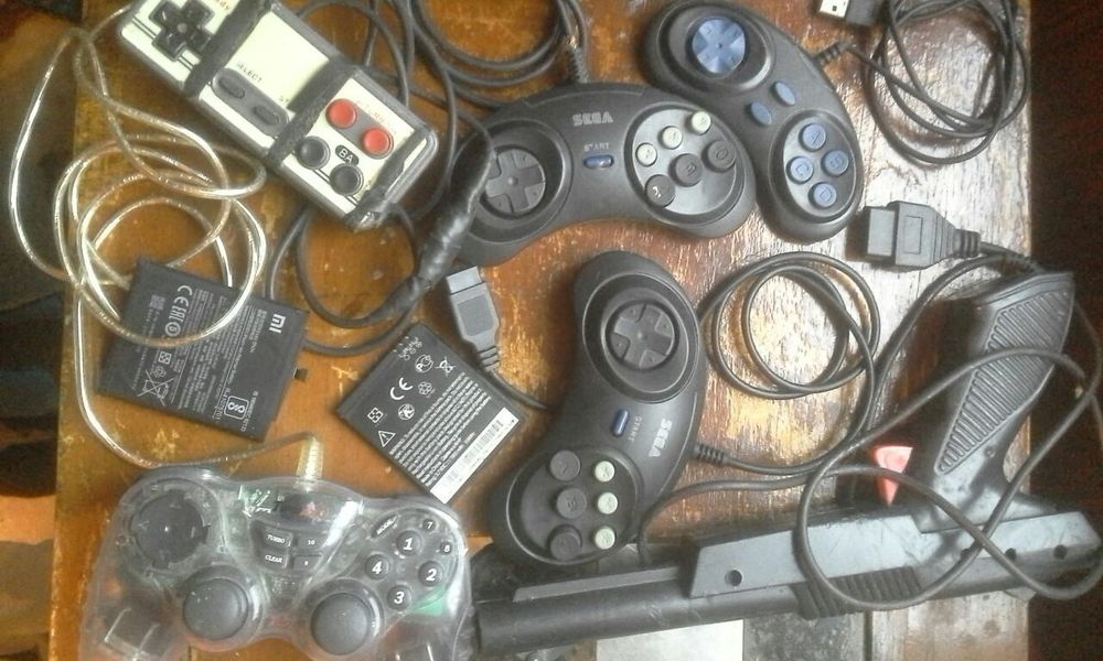 Игрушки машинки  тракторы