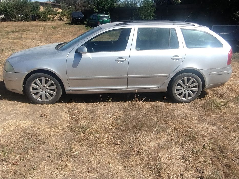 Vand Skoda Octavia am 2006, 1.9 dieselI , ITP valabil 06.07.2027pret negociabil combi