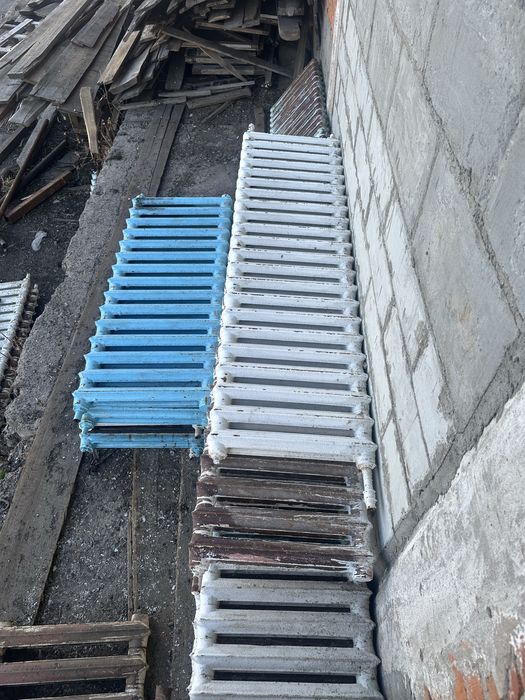 Чугунные радиаторы отопления (батареи) б/у, рабочие