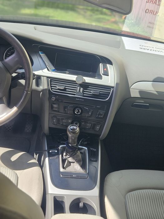 AUDI A4 2010 — imagine 3