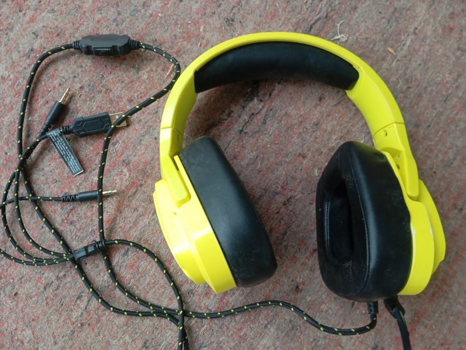 Игровые науНаушники  ZE GAMING .