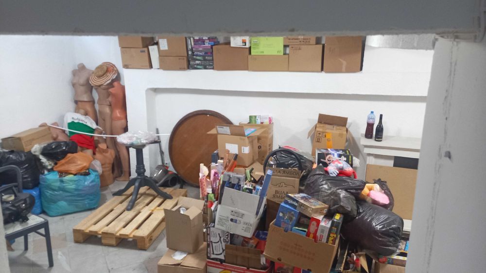 Продава се Магазин в Варна, Червен площад - 212 кв.м за 1005 €/кв.м - Снимка #4