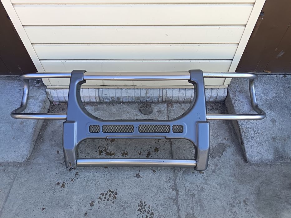 Продам кенгурятник на Поджеро 2