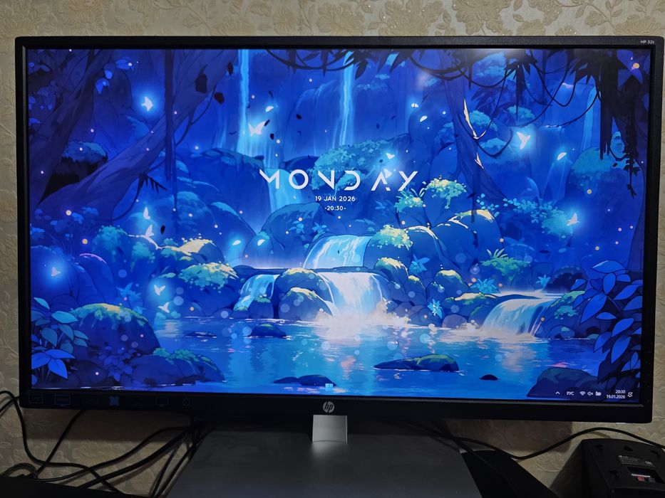 Монитор HP 32s битый пиксель и царапинка