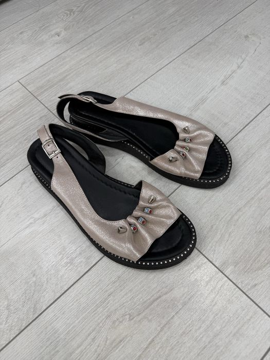 Туфли, босоножки