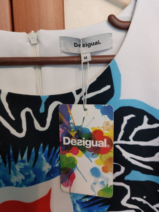 Нова рокля Desigual
