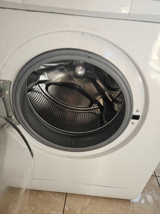 Пералня Midea MFD50-8311 5кг.