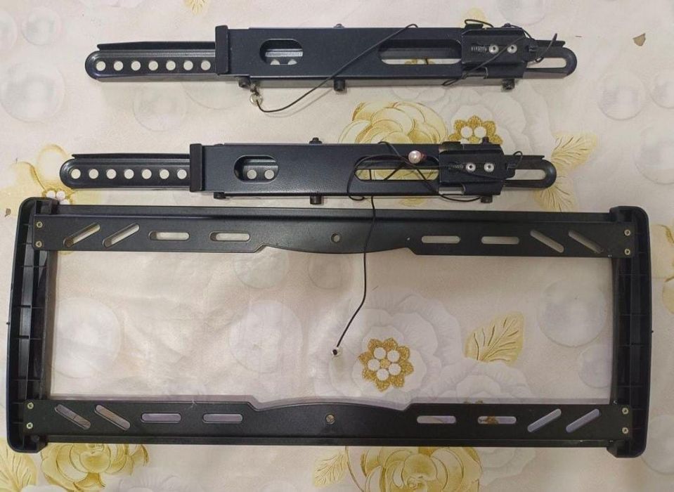 Кронштейн новый на телевизор срончо продам