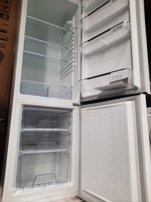 Xolodilniklar Artel 345 ecofrost sotiladi xolati yangidek