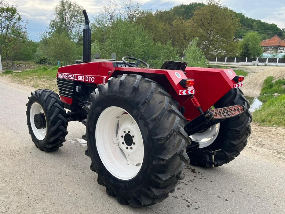 Tractor Universal 683,640 Dtc