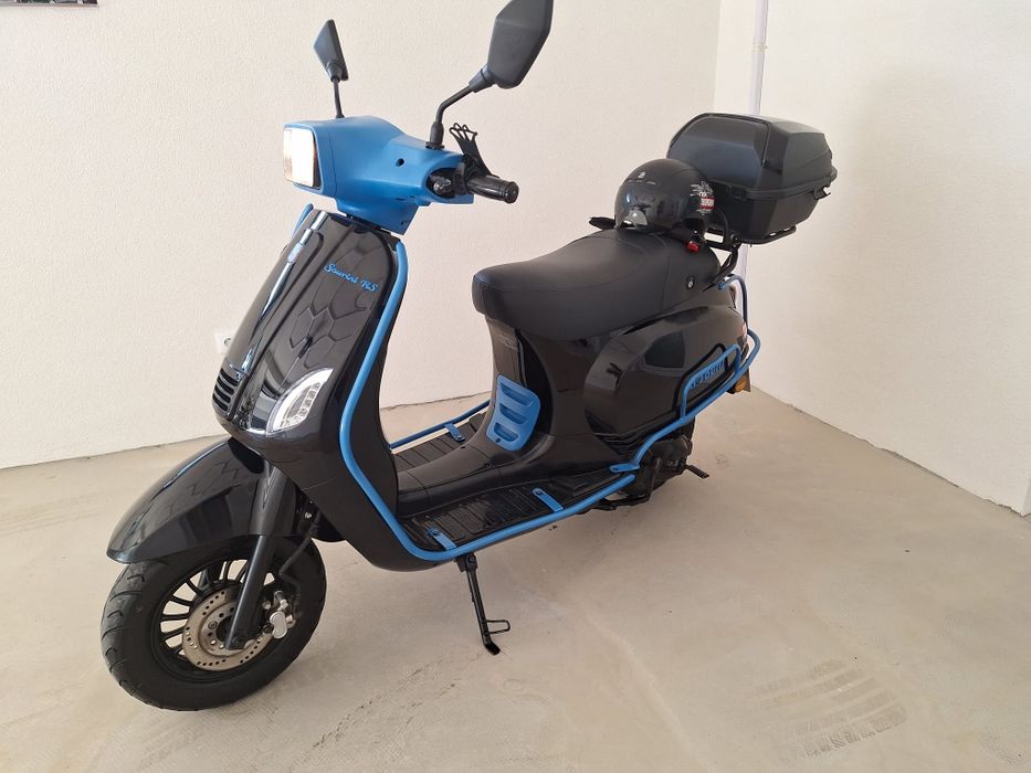 Scuter 2020 / 49 cc benzină / Nu Necesita Permis