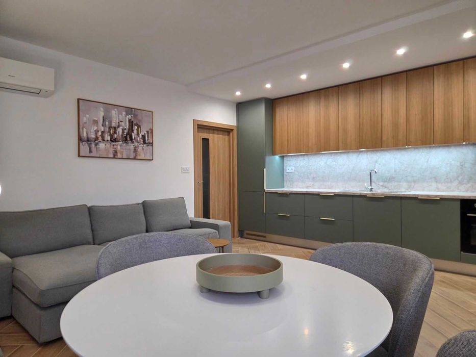 Двустаен луксозен апартамемнт/ До Рилон Центъра/ ЗА ПЪРВИ НАЕМАТЕЛИ!!!