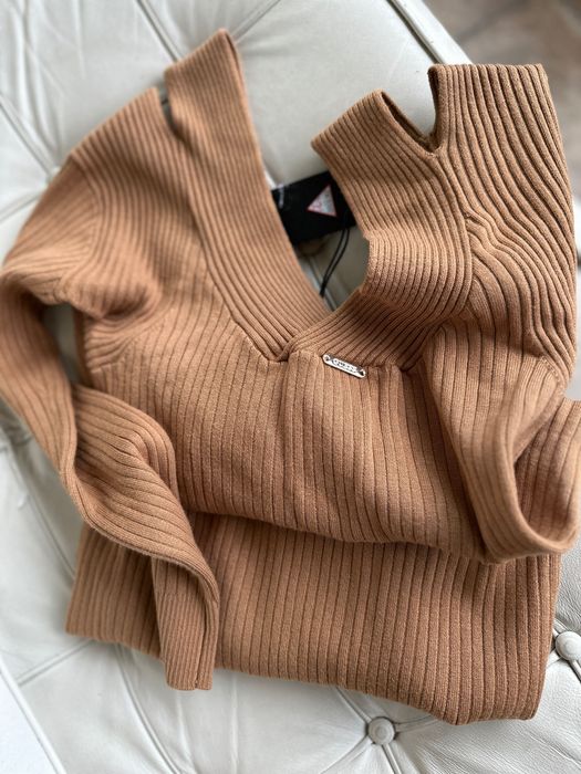 Рокля на GUESS есен/зима