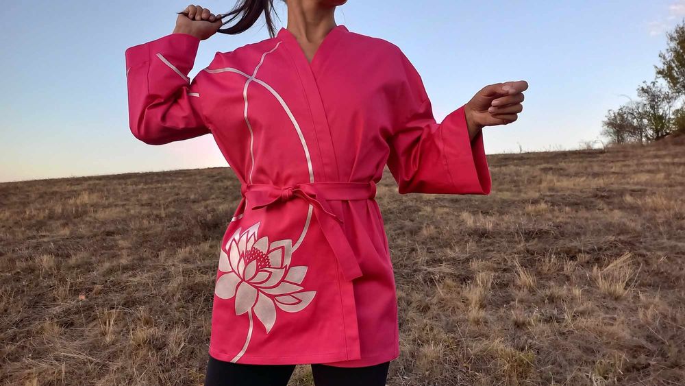 Ръчно рисувани дамски кимона