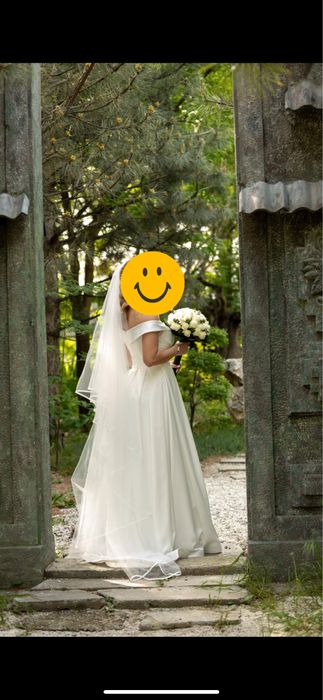 Свадебное платье. Итальянский шелк. Вместе с фатой