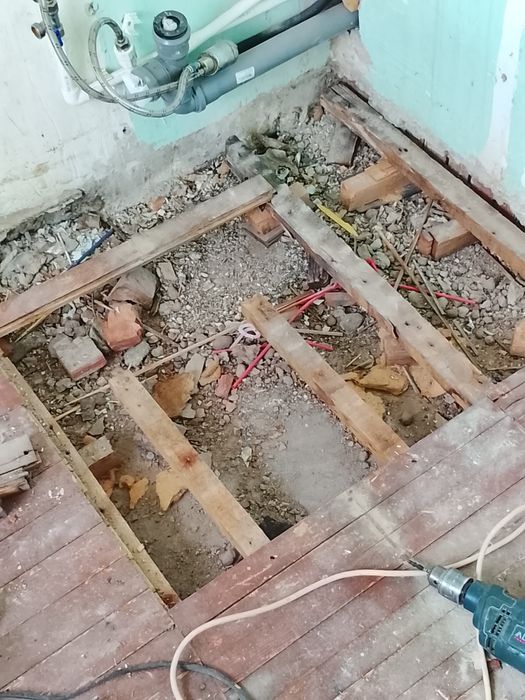 Ремонт кухни,прихожей.