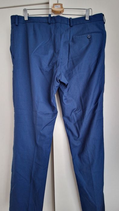 Vand costum barbates de lana marimea 58