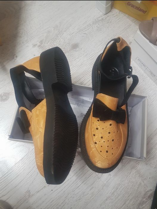 Saboti piele cu fundita