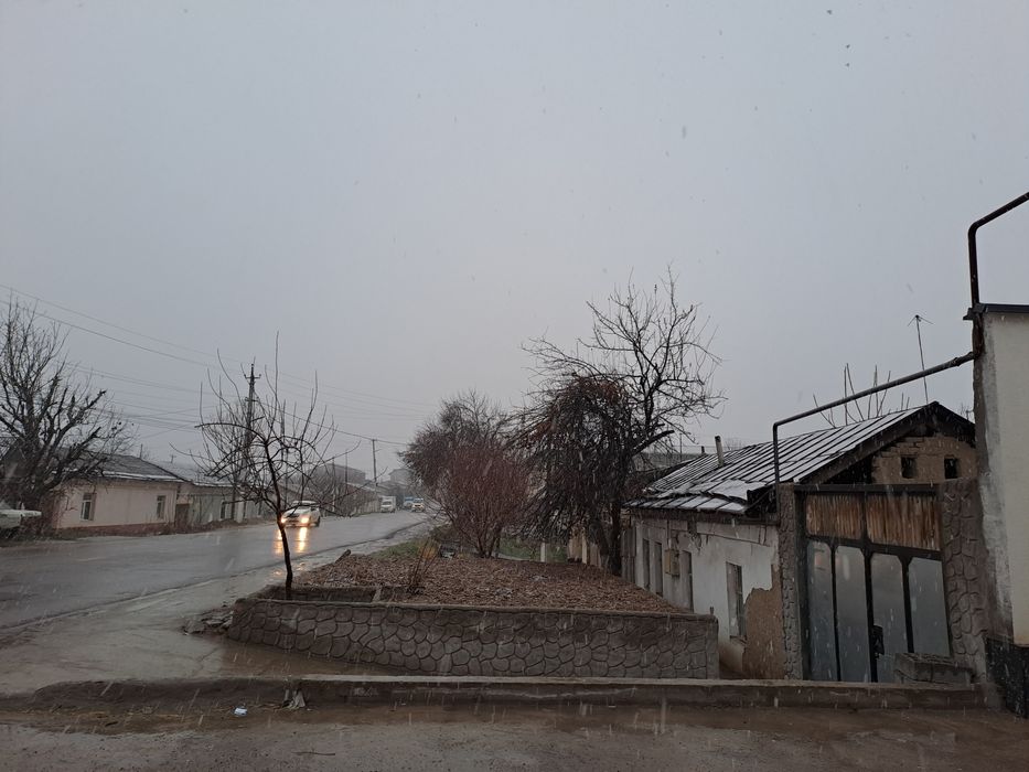 Uy 3 ga bolingan kotta oylaliga zor varyant