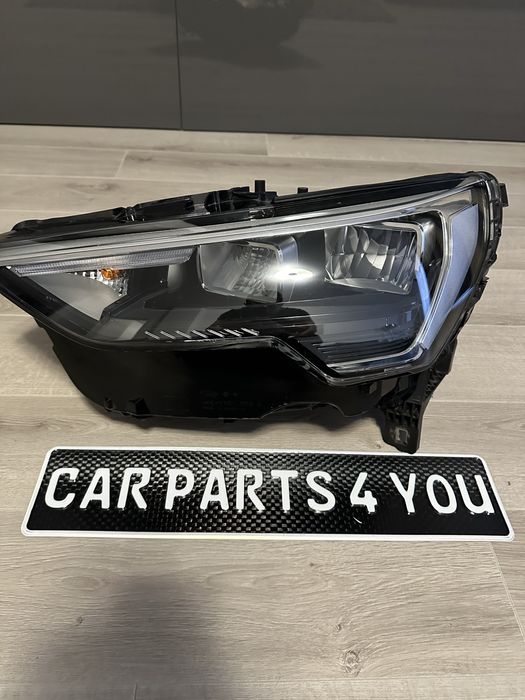 Фар ляв Audi Q3 Full LED Перфектен