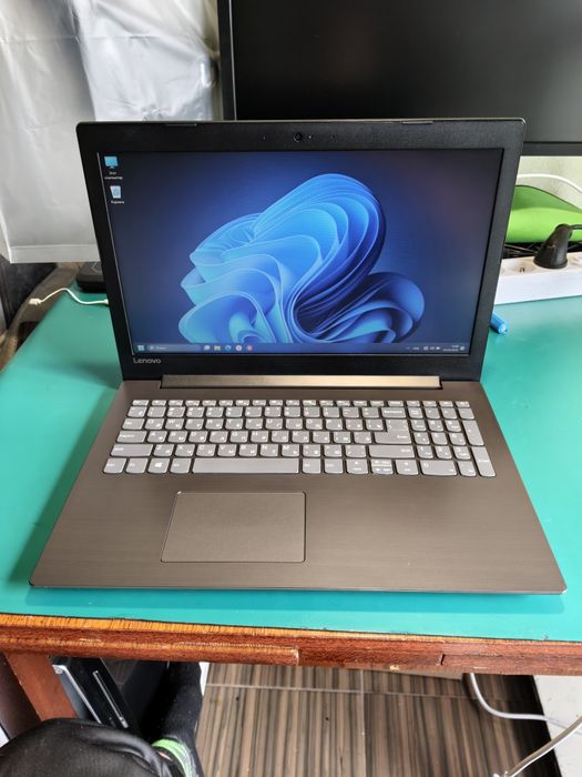 Ноутбук Lenovo 330