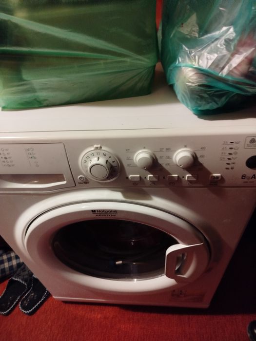 Пералня Ariston WML 6081 6kg A+/ на части /