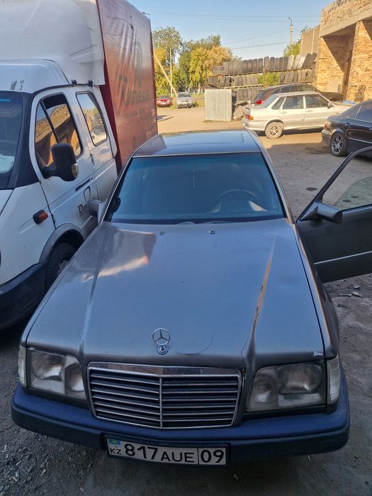 Продам Мерседес w124