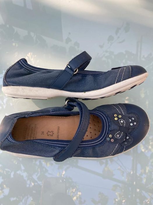 Стилни обувки за момиче GEOX 34