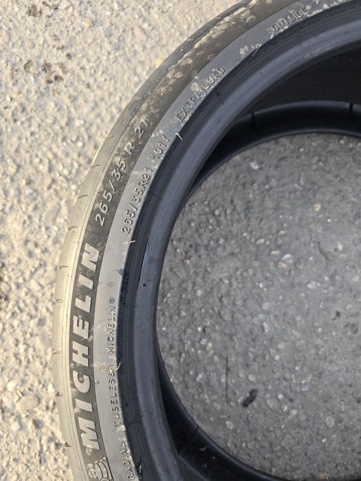 Anvelopa Michelin 265 35 21 vara