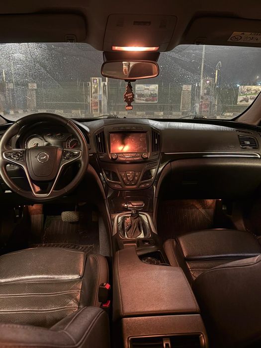 Opel Insignia Limousine • Automat • 2016 • 1.6D •