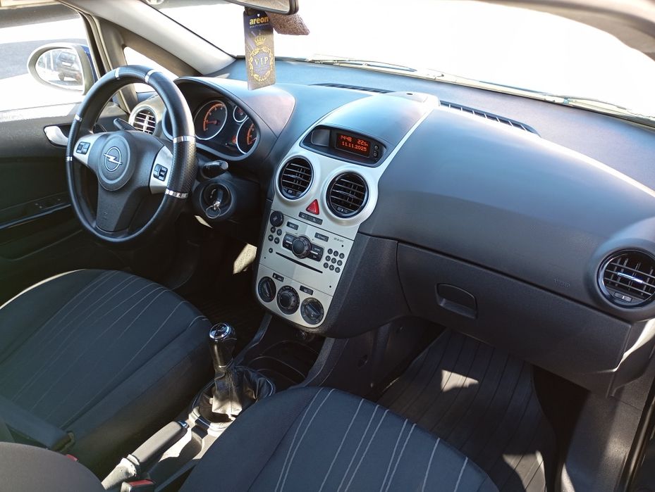 1.4oo cm_ Benzină _Anul_2009_Opel_Corsa_D