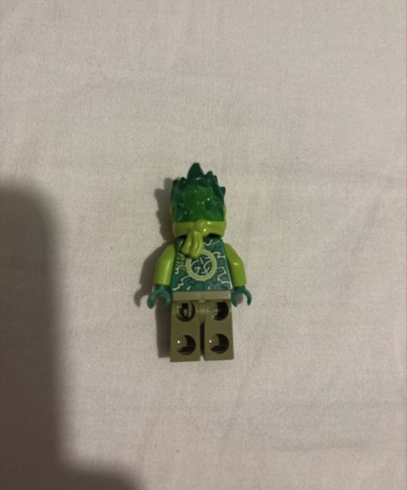 Figurina lego ninjago lloyd