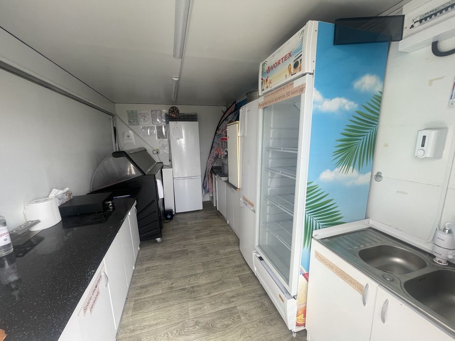 Vând food truck  rulota inghetata , rulota comerciala