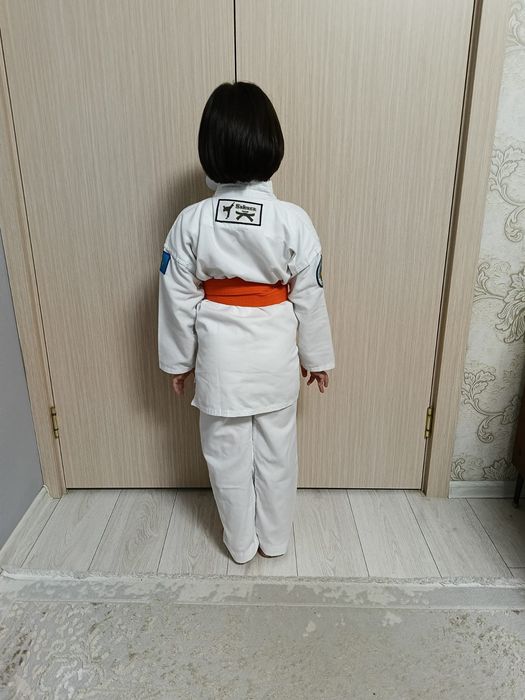 Продам кимоно для киокушинкай карате