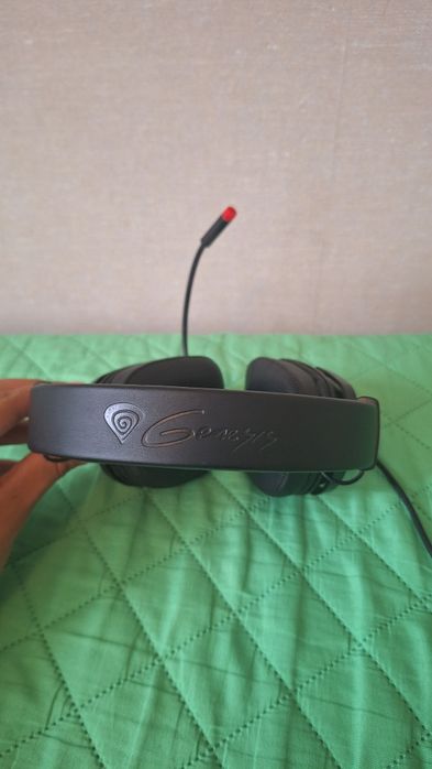 Геймърски слушалки с микрофон Genesis Radon 710
