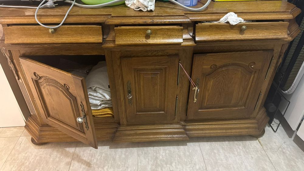 Продам шкаф и дерева