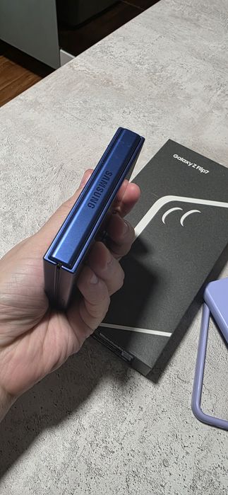 Samsung z flip 7 продам