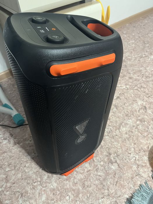 Продам аудиосистема jbl party box 110