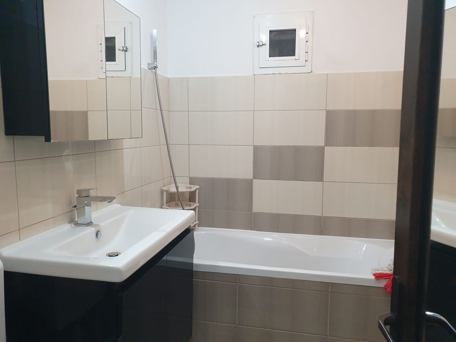 Apartament 3 camere zona Nord etaj 1