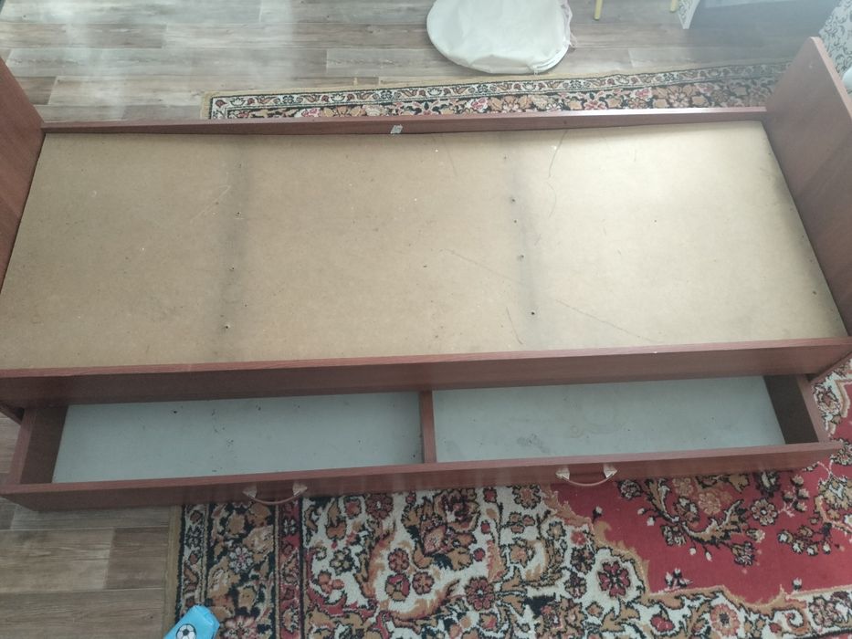 Продам детскую кровать