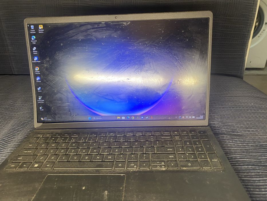 Laptop dell vostro 3525
