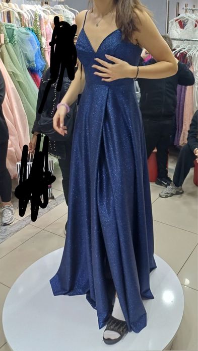 Синя дълга бална рокля