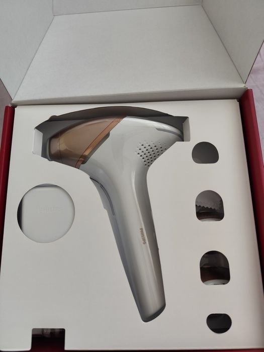 Фотоепилатор IPL Philips Lumea Series 9900 BRI973/00