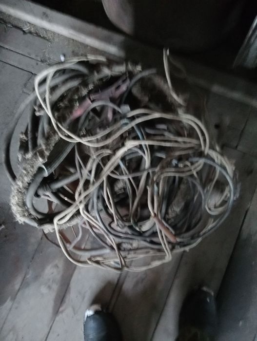 Продам сварочннчый апарат 220в