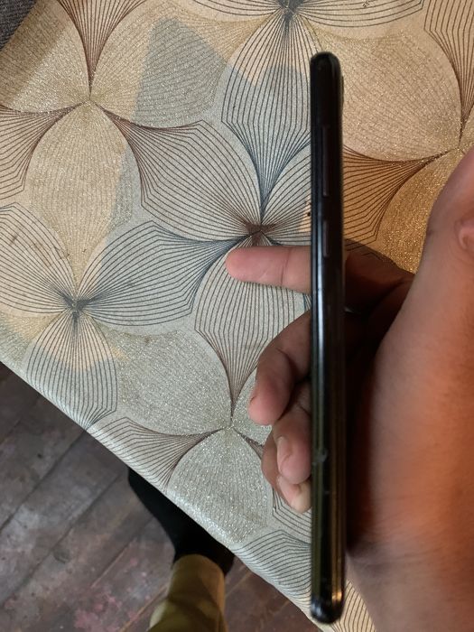 Продавам Huawei y5 16GB