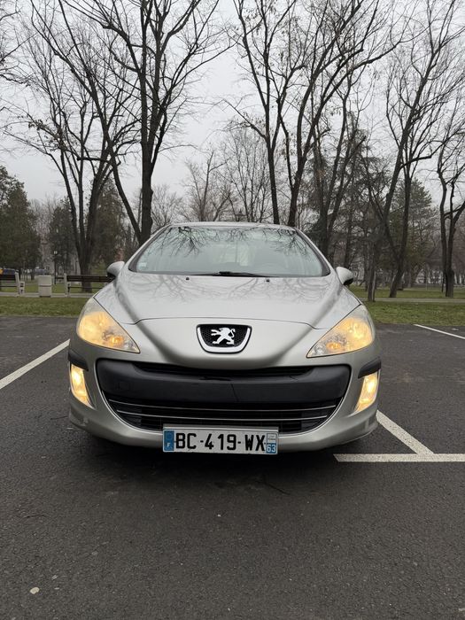 Peugeot 308 1.6i  Пежо 308